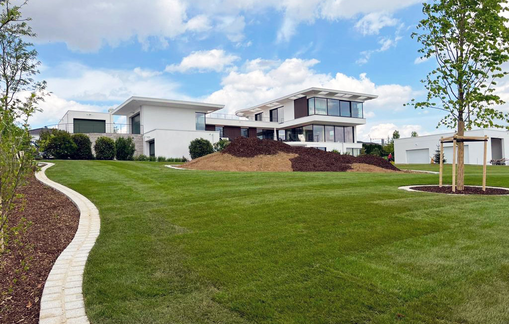 Rasen-Schwab-SpielUndGebrauchsrasen-01